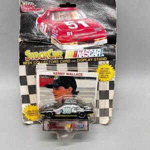 Racing Champions NASCAR Kenny Wallace Stock Car Collectors Card READ